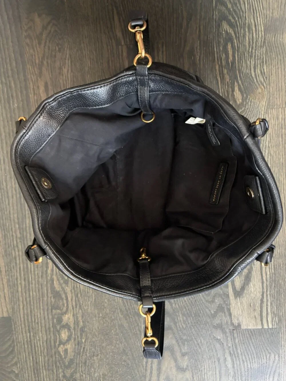 Authentic MARC by Marc Jacobs Classic Q-Franc Black Pebble Leather Shoulder Bag - Picture 8 of 11